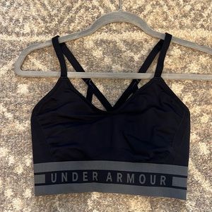Under Armour Seamless Longline Black Sports Bra Size Large NWOT